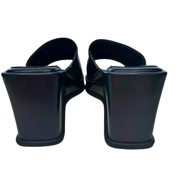 Vince Camuto Falivda Platform Slide in Gun Metal. Sz: 7.5 - Picture 6 of 8